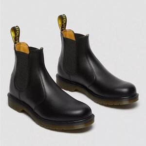 Dr. Martens Black Chelsea 2976 Boots